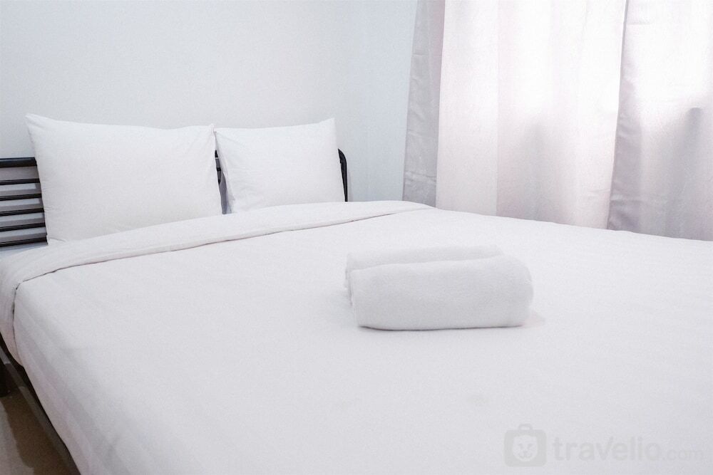Джакарта: New Furnished Royal Olive Apartment