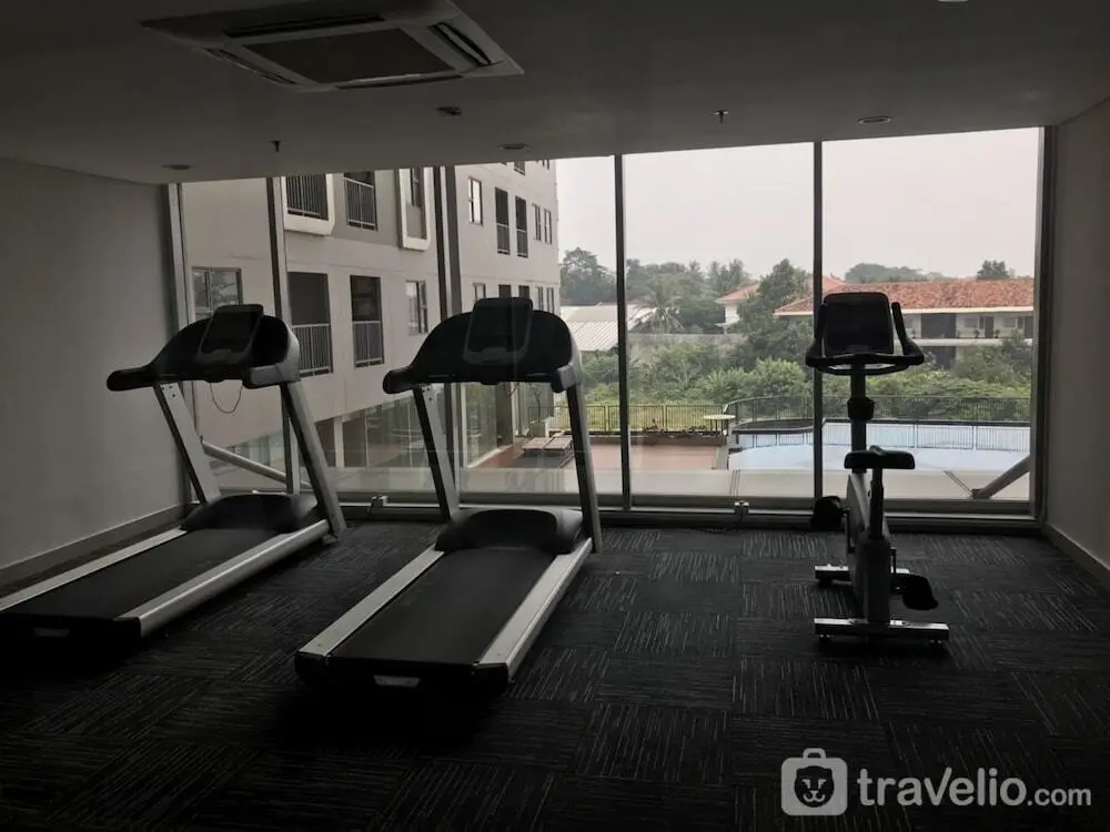 Джакарта: New Furnished Royal Olive Apartment