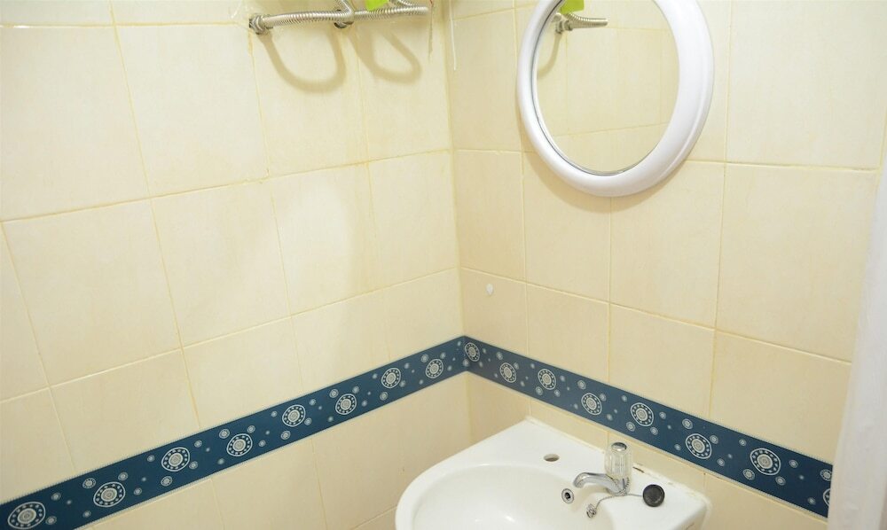 Джакарта: Cozy And Relaxing At Mediterania Boulevard Near Jiexpo Kemayoran