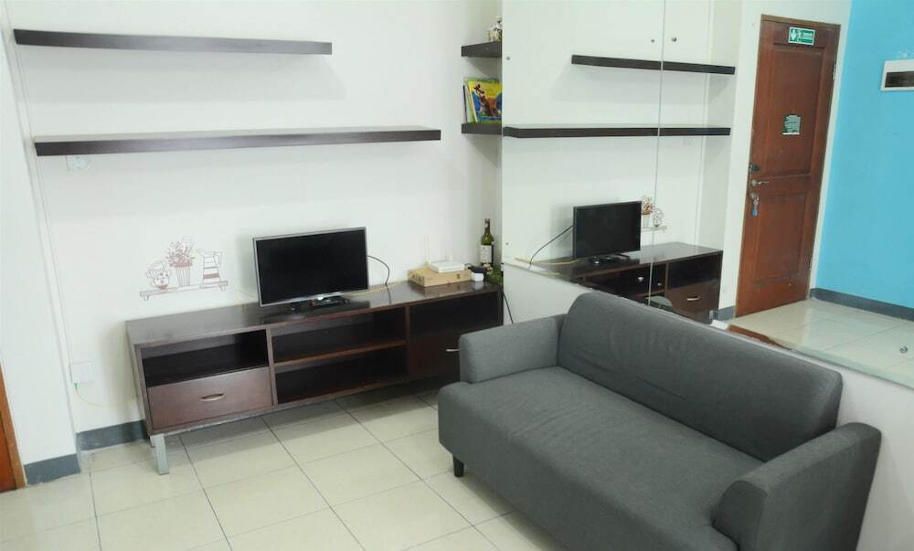 Джакарта: Cozy And Relaxing At Mediterania Boulevard Near Jiexpo Kemayoran