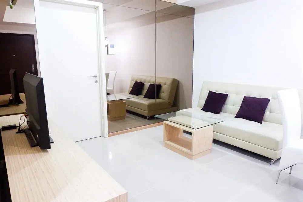 Джакарта: Casa Grande Apartment with Sofabed Connected to Kota Kasablanka