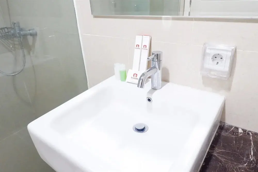 Джакарта: Casa Grande Apartment with Sofabed Connected to Kota Kasablanka
