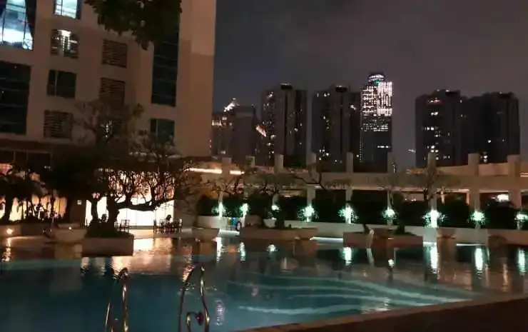 Джакарта: Casa Grande Apartment with Sofabed Connected to Kota Kasablanka