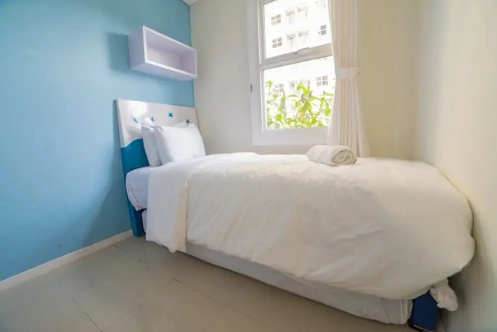 Бандунг: Cozy Apartment at Parahyangan Residence with Direct Access to Swimming Pool