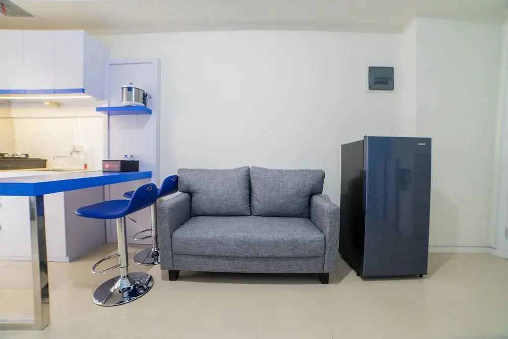 Бандунг: Cozy Apartment at Parahyangan Residence with Direct Access to Swimming Pool