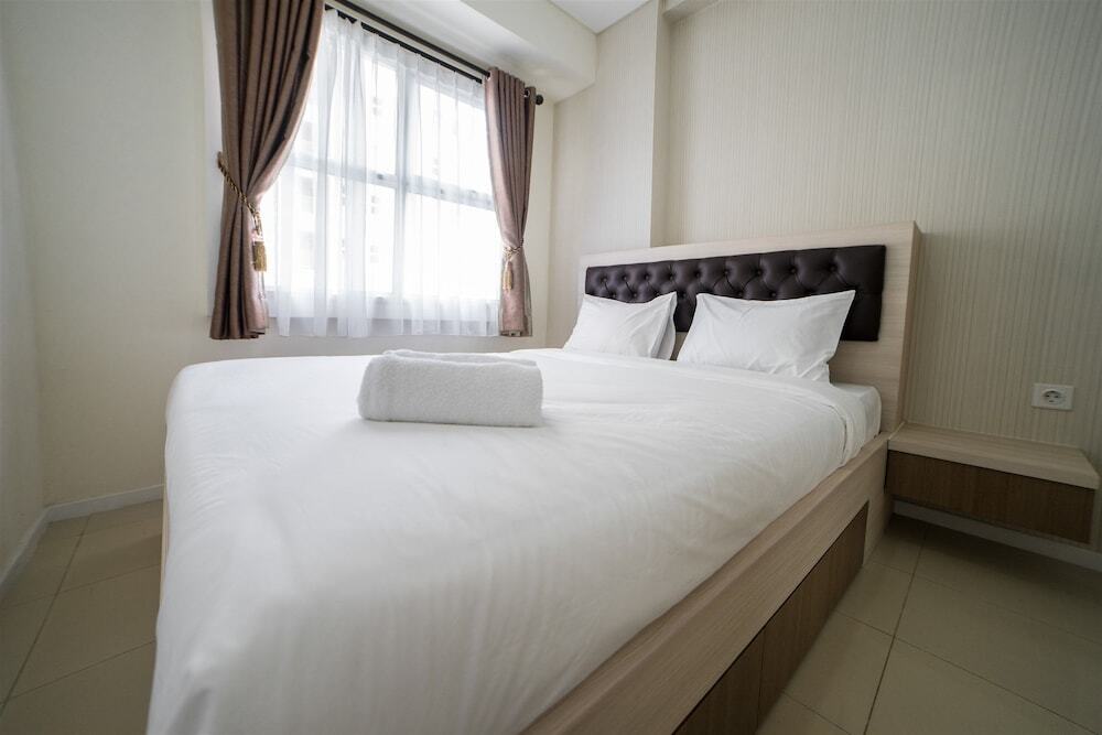 Бандунг: Serene & Cozy Apartment at Parahyangan Residences