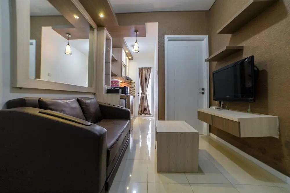 Бандунг: Serene & Cozy Apartment at Parahyangan Residences