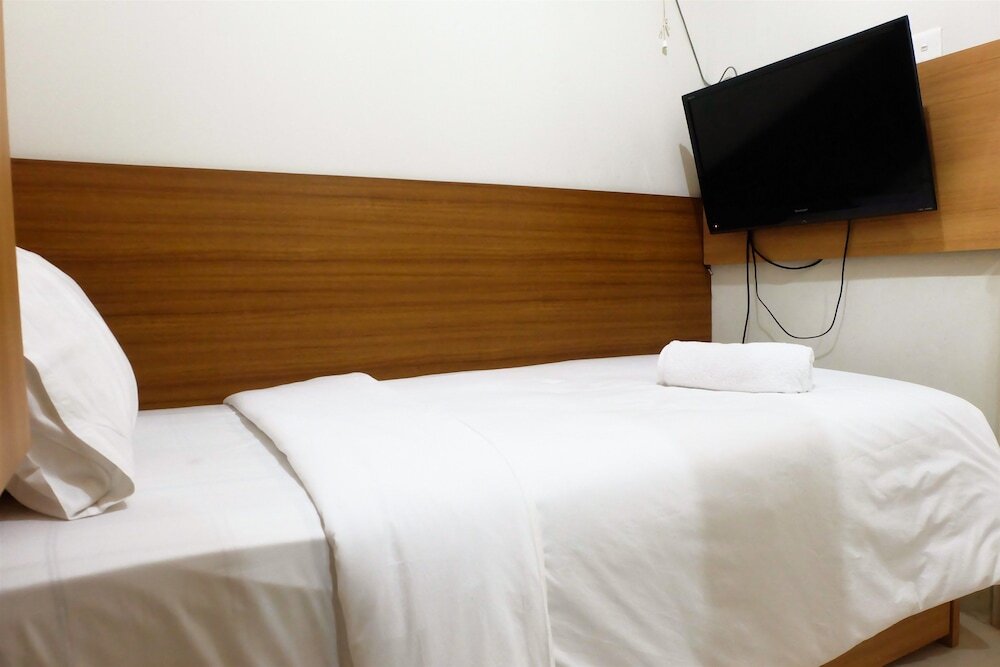 Джакарта: Kalibata City Apartment Right Next To Mall And Supermarket