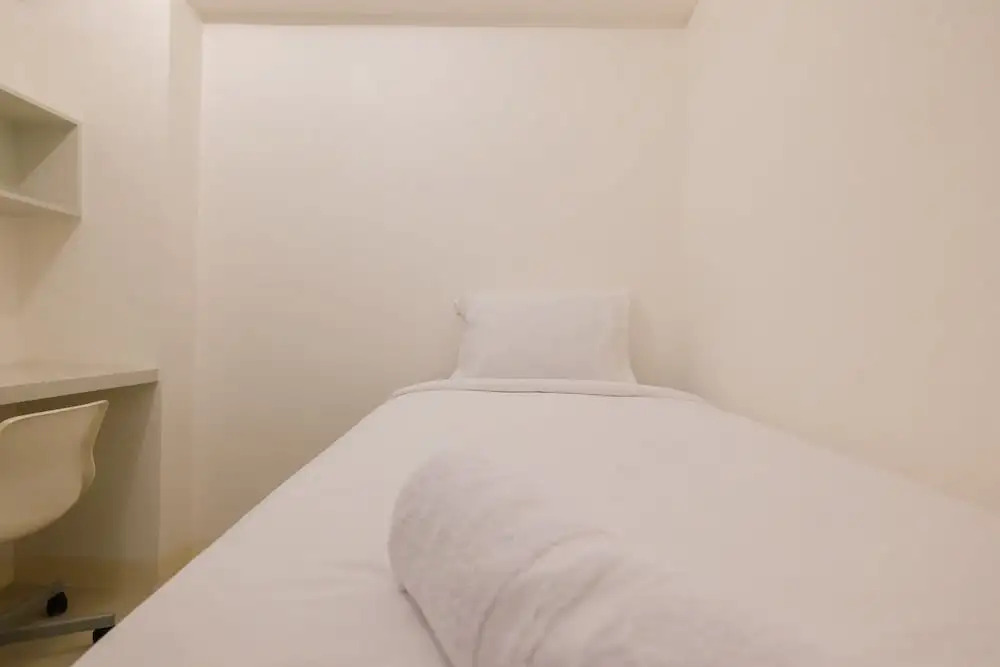 Джакарта: Minimalist Bassura Apartment Direct Access to Bassura City Mall