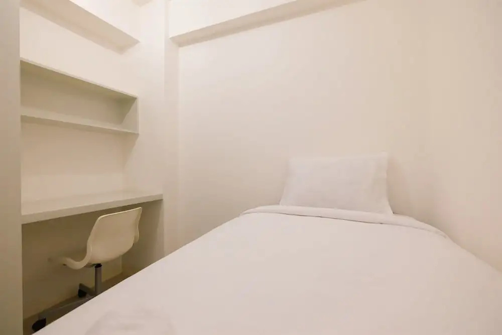 Джакарта: Minimalist Bassura Apartment Direct Access to Bassura City Mall