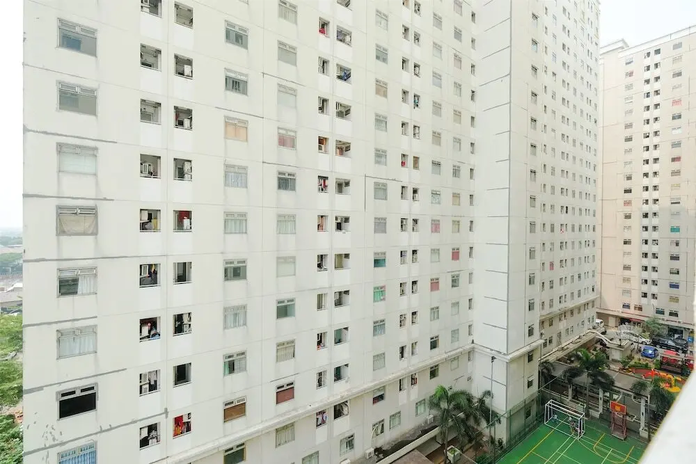 Джакарта: Modern Gading Nias Apartment