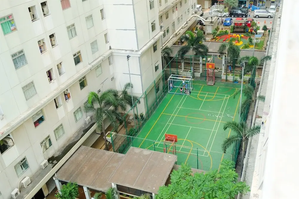 Джакарта: Modern Gading Nias Apartment