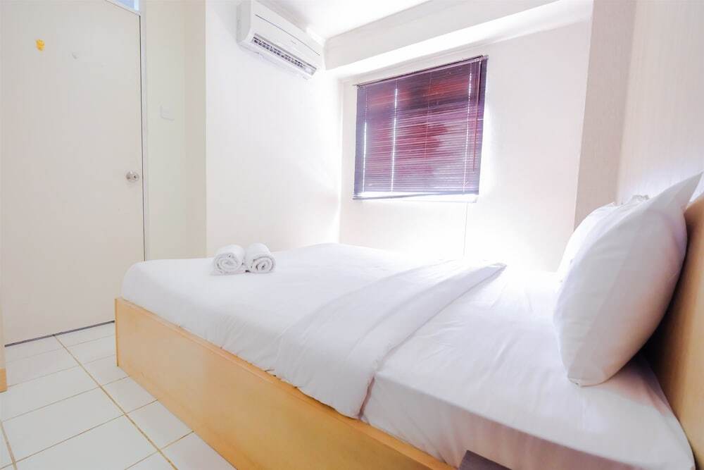 Джакарта: Modern Gading Nias Apartment