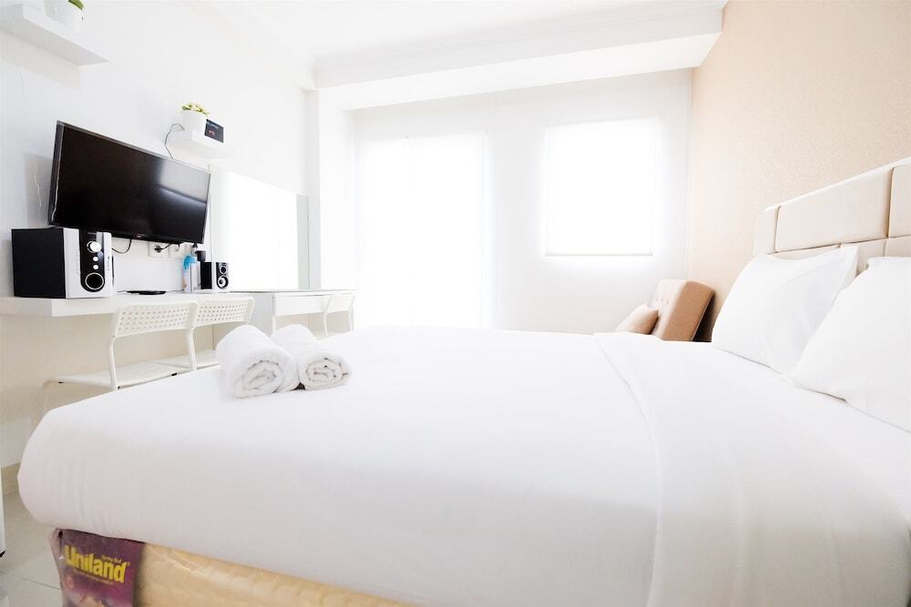 Джакарта: Studio Signature Park Grande Apartment Near MT Haryono
