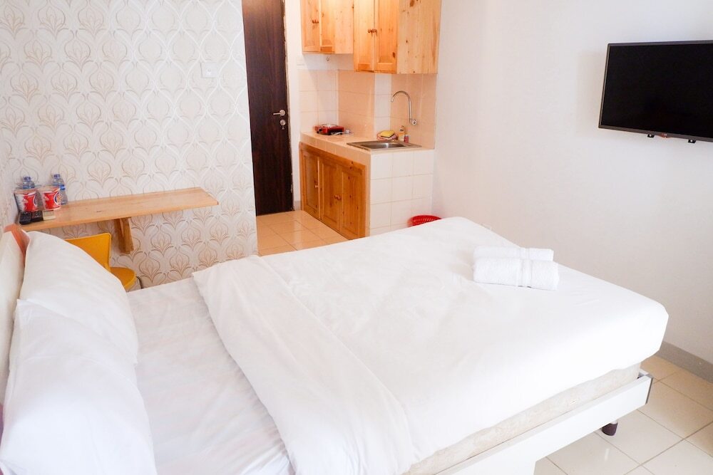Южный Тангеранг: Cozy Studio Tree Park Apartment near BSD City
