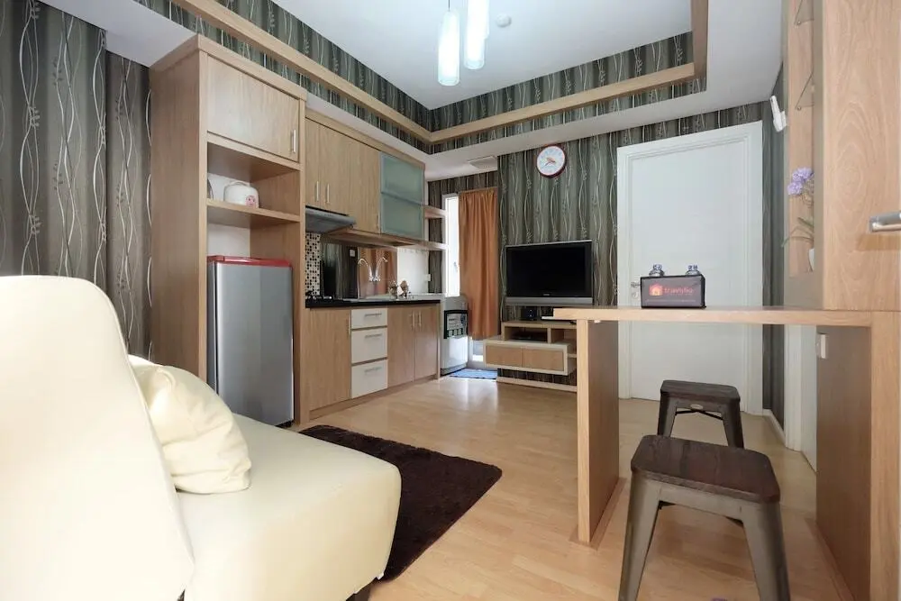 Джакарта: Lovely Green Lake Sunter Southern Residence