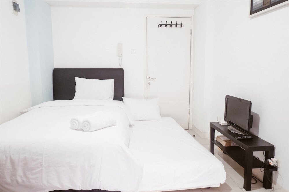 Джакарта: Comfort Stay Studio Room @ Green Palace Kalibata Apartment