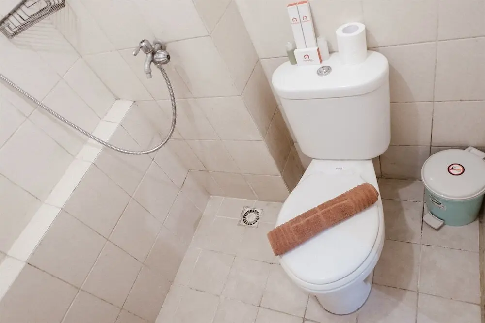 Джакарта: Comfort Stay Studio Room @ Green Palace Kalibata Apartment