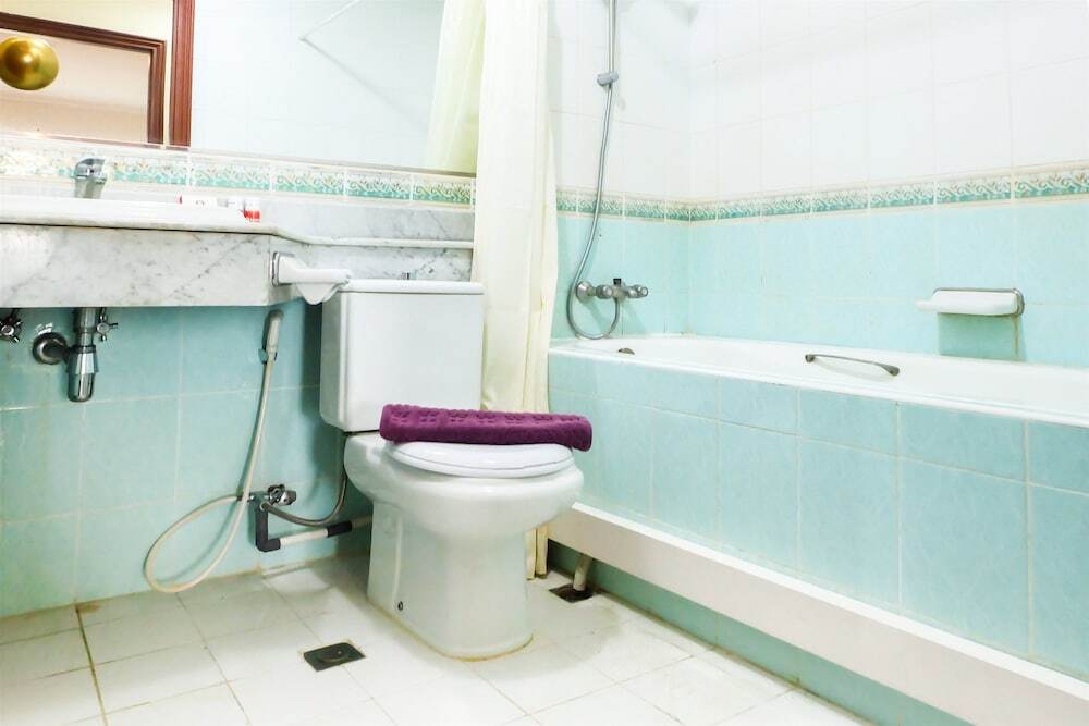Джакарта: Spacious For 4 Pax Casablanca Apartment Near Kokas