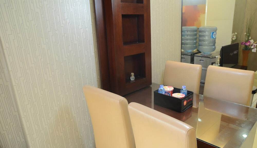 Джакарта: Cozy at Sudirman Park Apartment near to SCBD