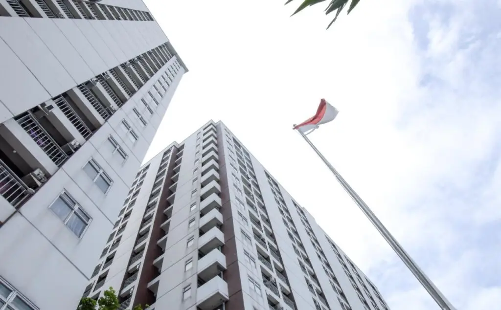 Южный Тангеранг: Minimalist Serpong Greenview Apartment