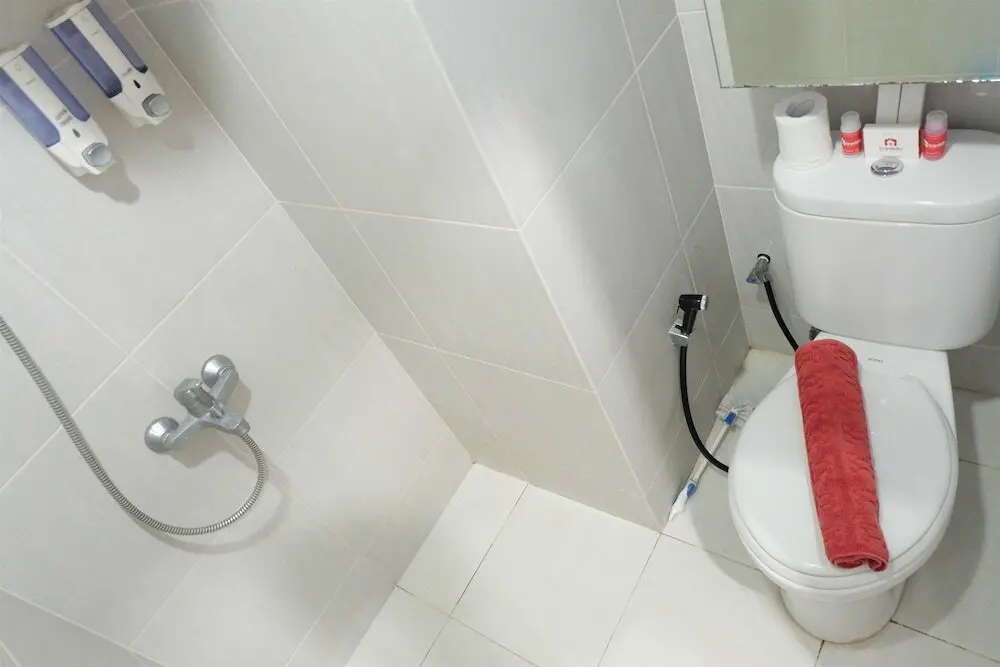 Джакарта: Great Location Studio Belmont Apartment near Puri Mall