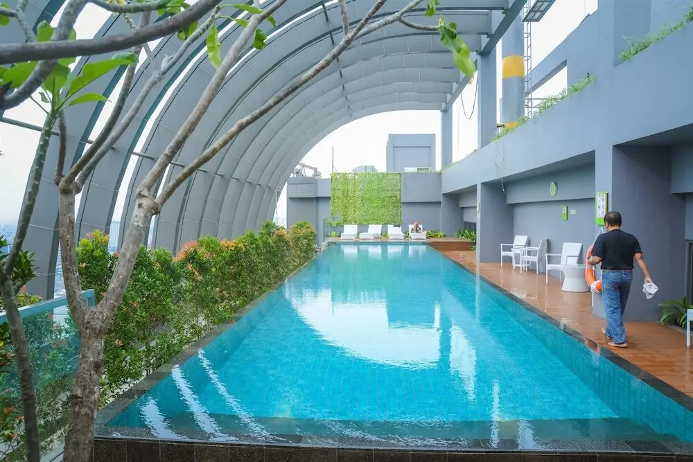 Джакарта: The 6Th Floor Lavenue Apartment