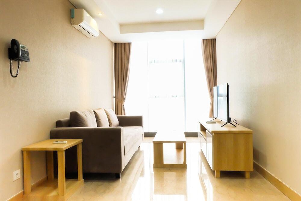 Джакарта: The 6Th Floor Lavenue Apartment