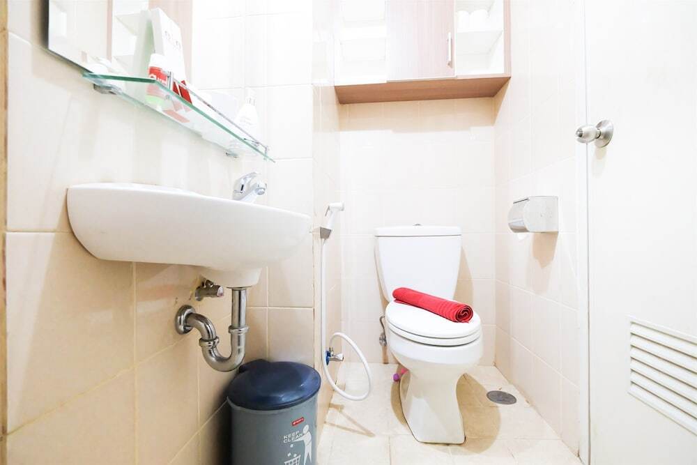 Джакарта: Comfortable Apartment at Gading Greenhill near to Kelapa Gading