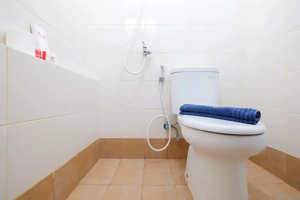 Джакарта: Compact Bassura City Apartment near Jatinegara