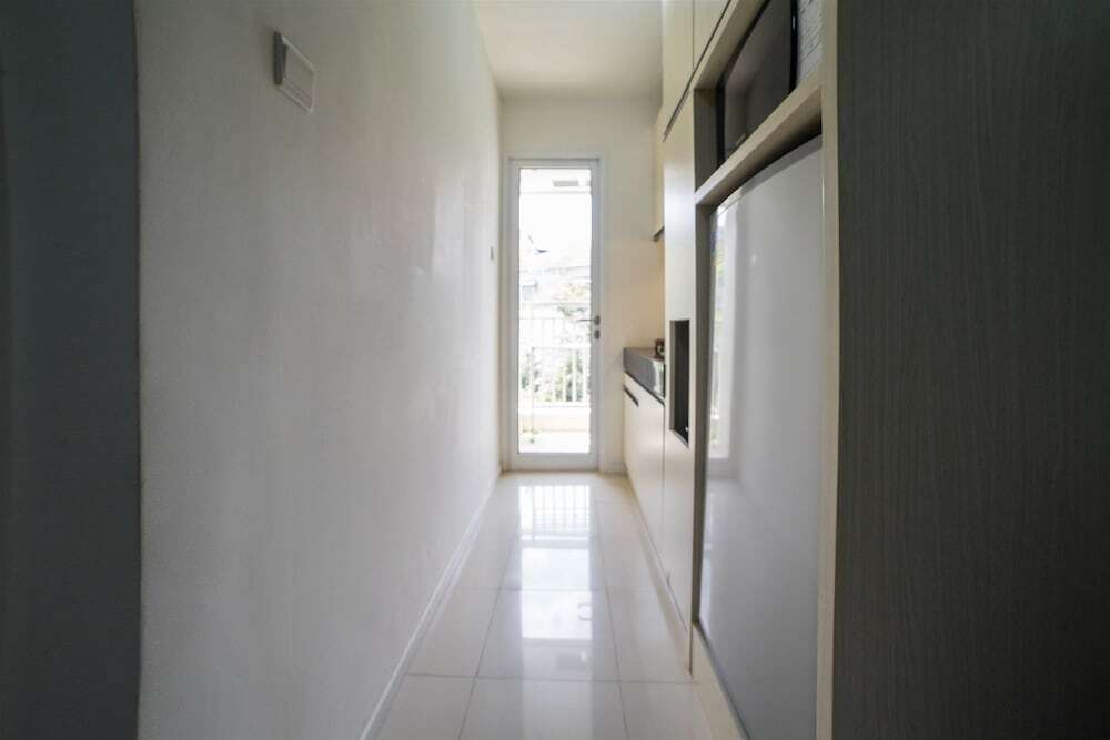 Бандунг: Contemporary Near Cihampelas at Parahyangan Residence Apartment