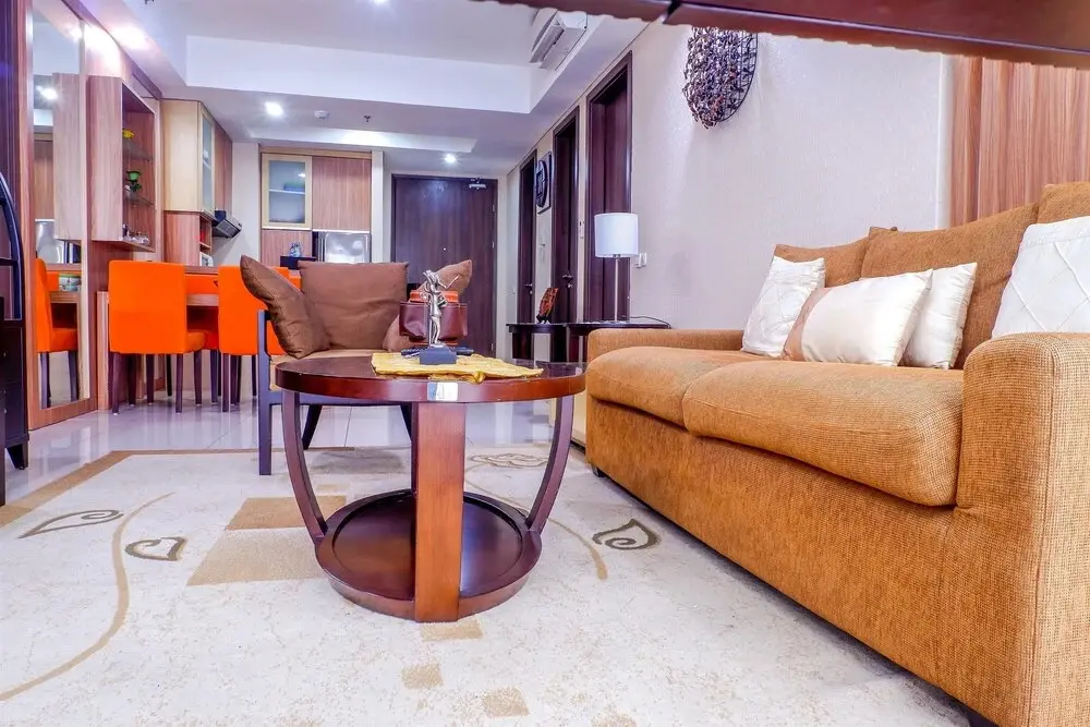 Джакарта: Cozy Pool View Kemang Village Residence Apartment with Direct Access to Mall