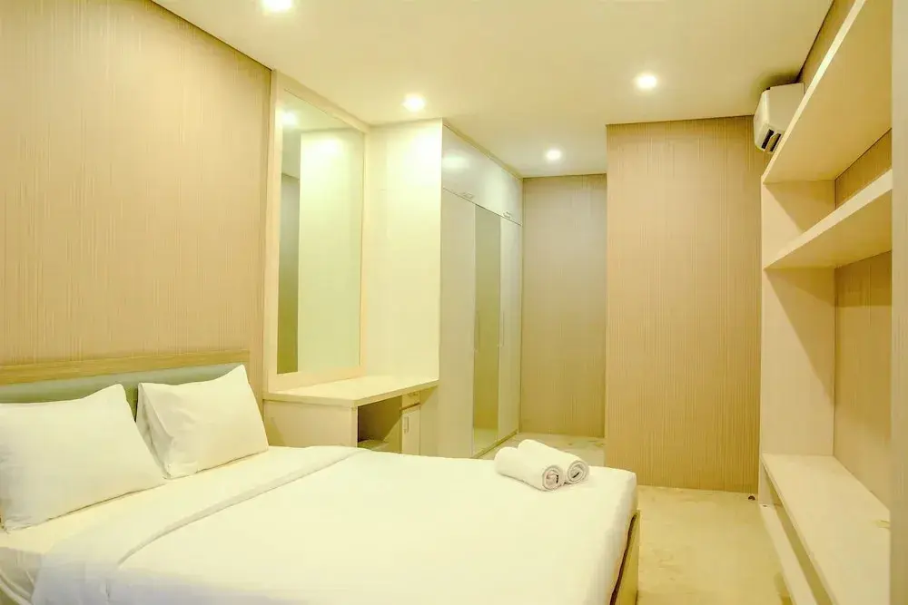 Джакарта: Spacious and Modern L'Avenue Apartment