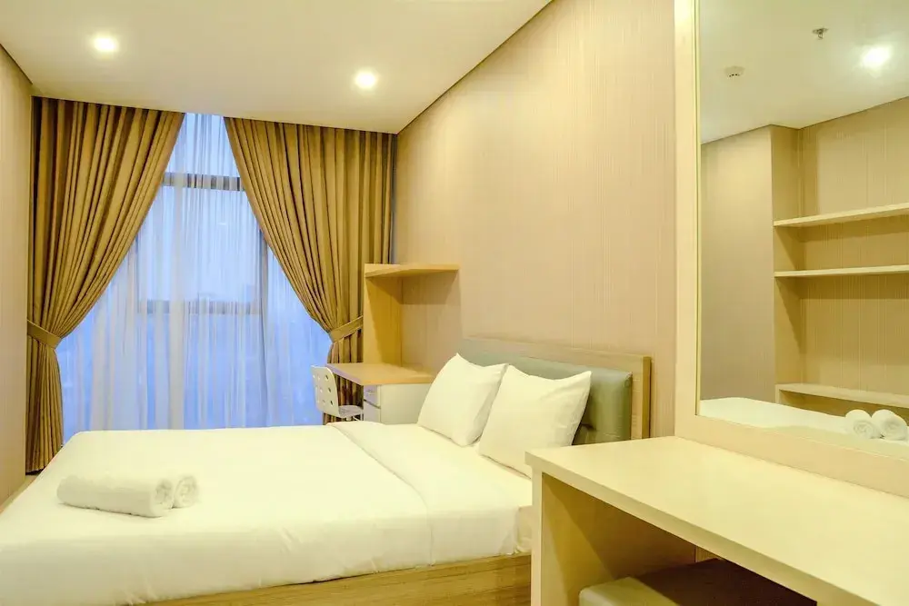 Джакарта: Spacious and Modern L'Avenue Apartment
