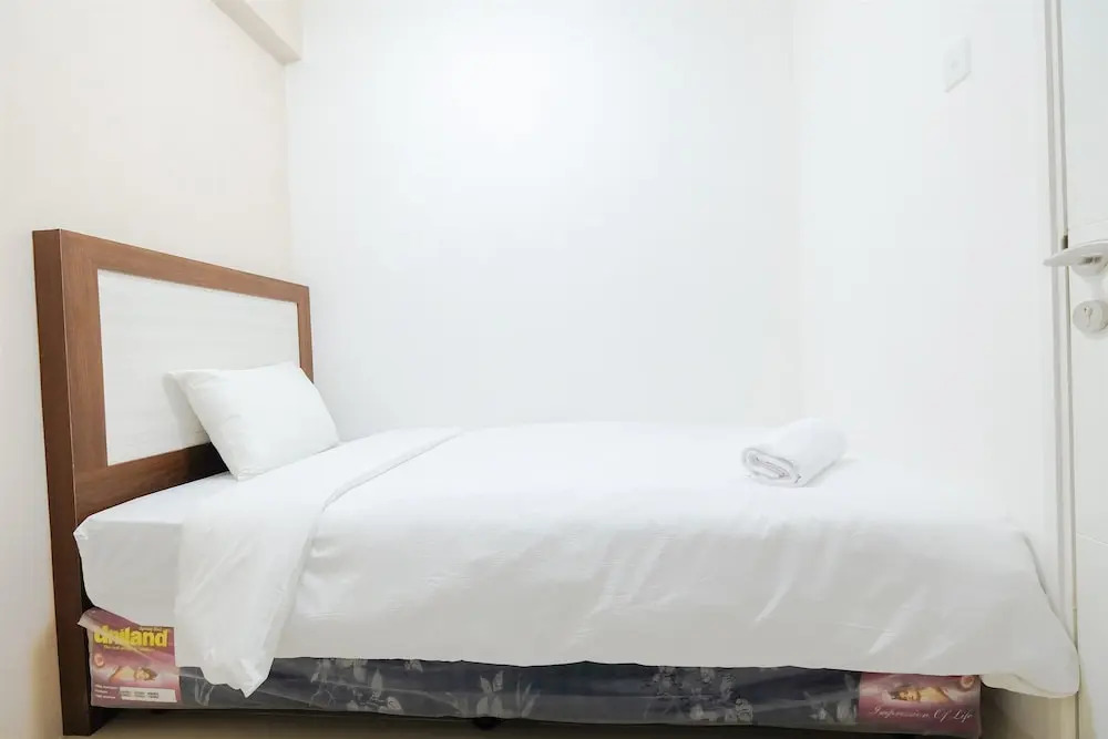 Джакарта: New & Clean Bassura City Apartment