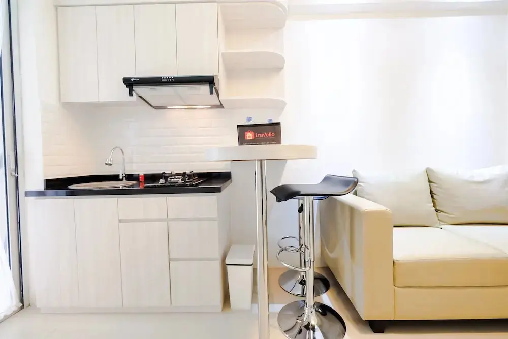 Джакарта: New & Clean Bassura City Apartment