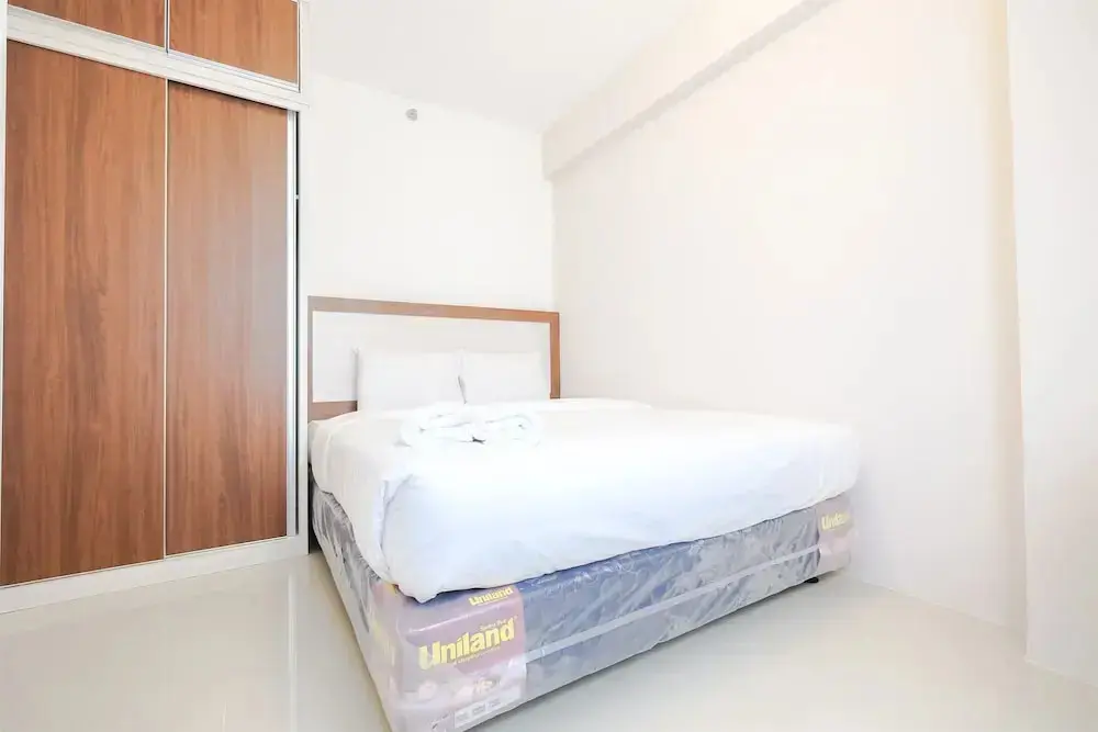 Джакарта: New & Clean Bassura City Apartment