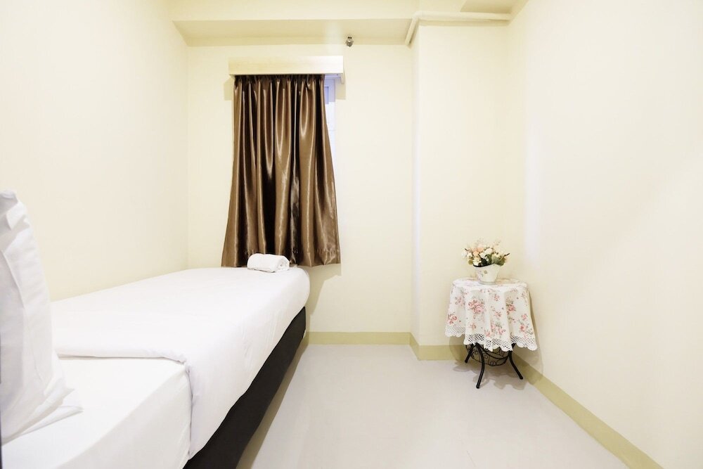 Джакарта: Clean And Tidy Green Pramuka Apartement