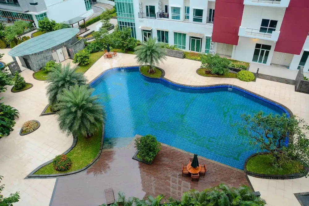 Джакарта: Woodland Park Residence Kalibata View Swimming Pool