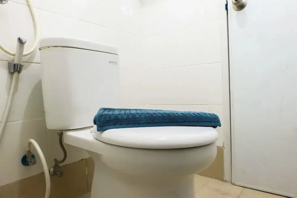 Джакарта: Modern Room Bassura Apartment With Direct Access To Shopping Center