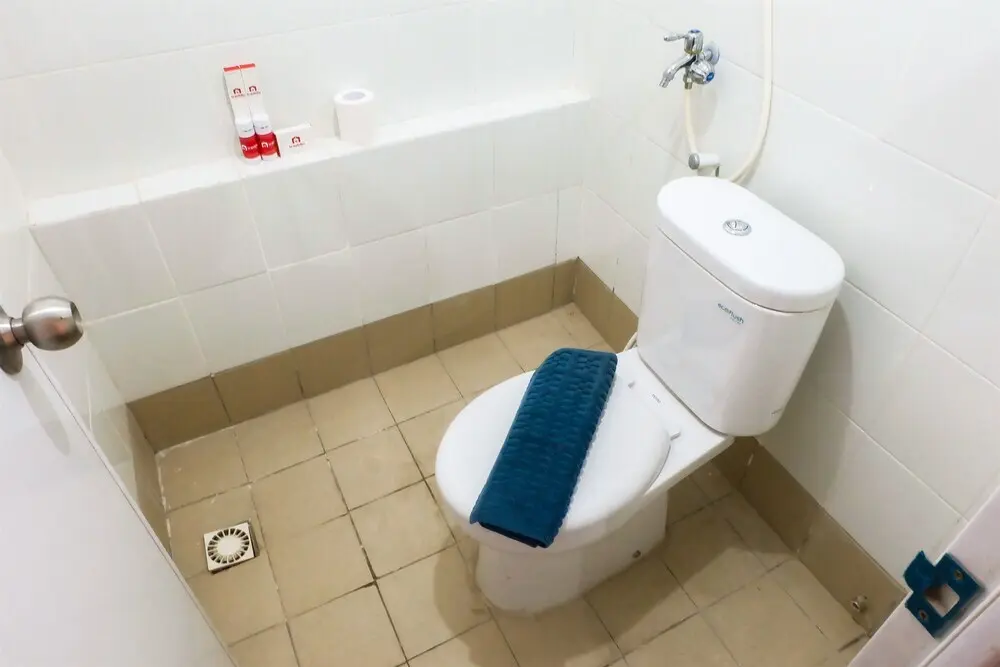 Джакарта: Modern Room Bassura Apartment With Direct Access To Shopping Center