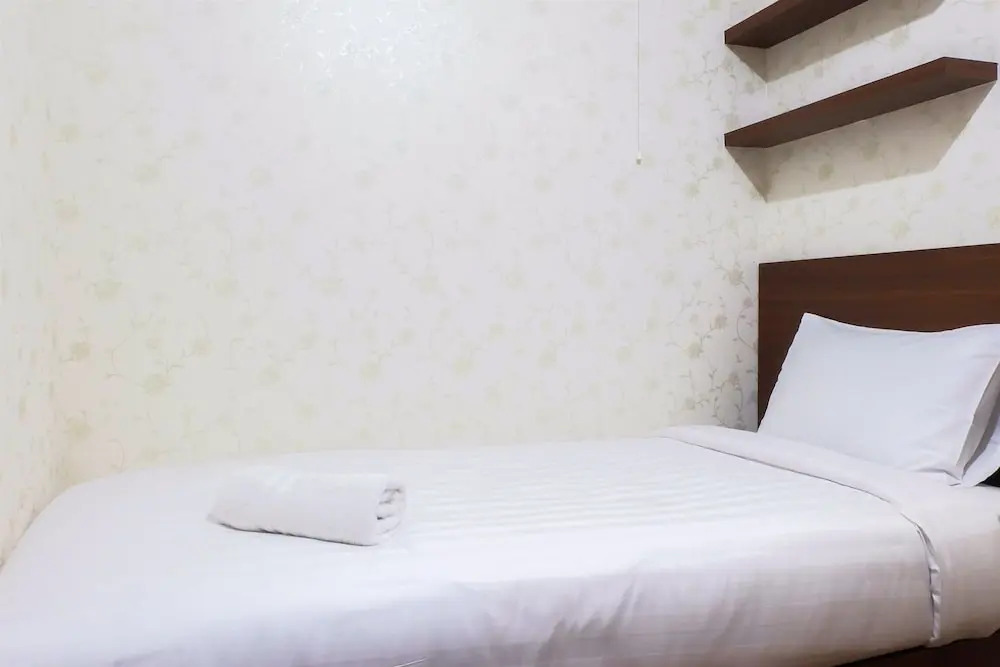 Джакарта: Modern Room Bassura Apartment With Direct Access To Shopping Center