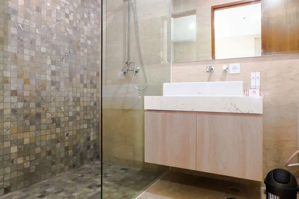 Джакарта: Four Star Apartment Veranda Near Puri
