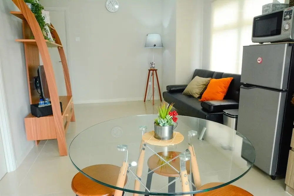 Джакарта: Cozy & Stylish Apartment W/ Great View At Madison Park