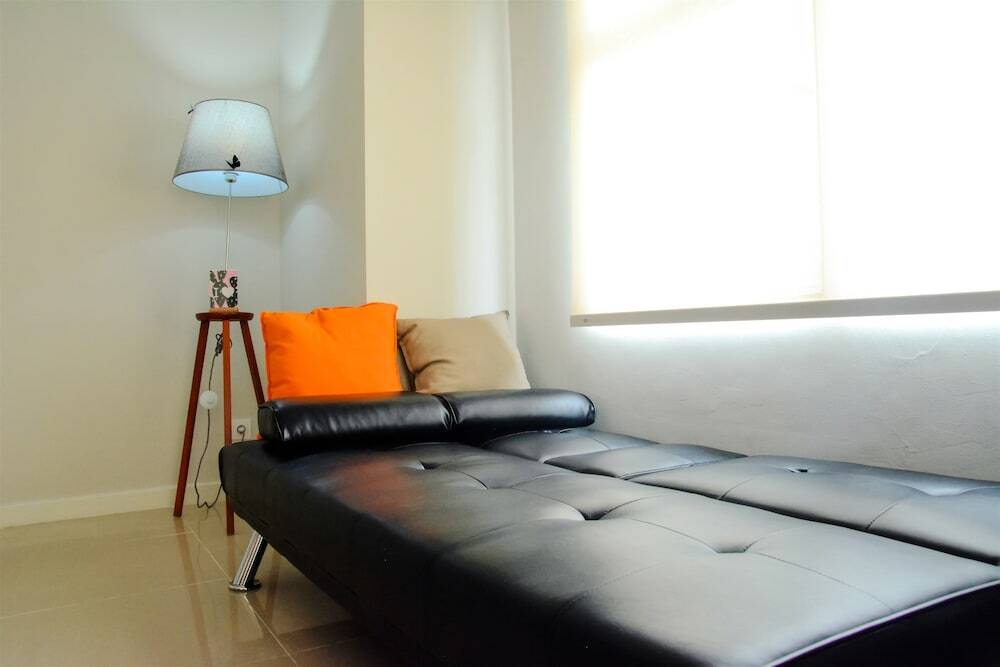 Джакарта: Cozy & Stylish Apartment W/ Great View At Madison Park