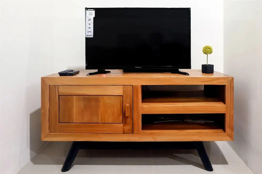 Джакарта: Homey Woodland Park Apartment Near Kalibata Plaza