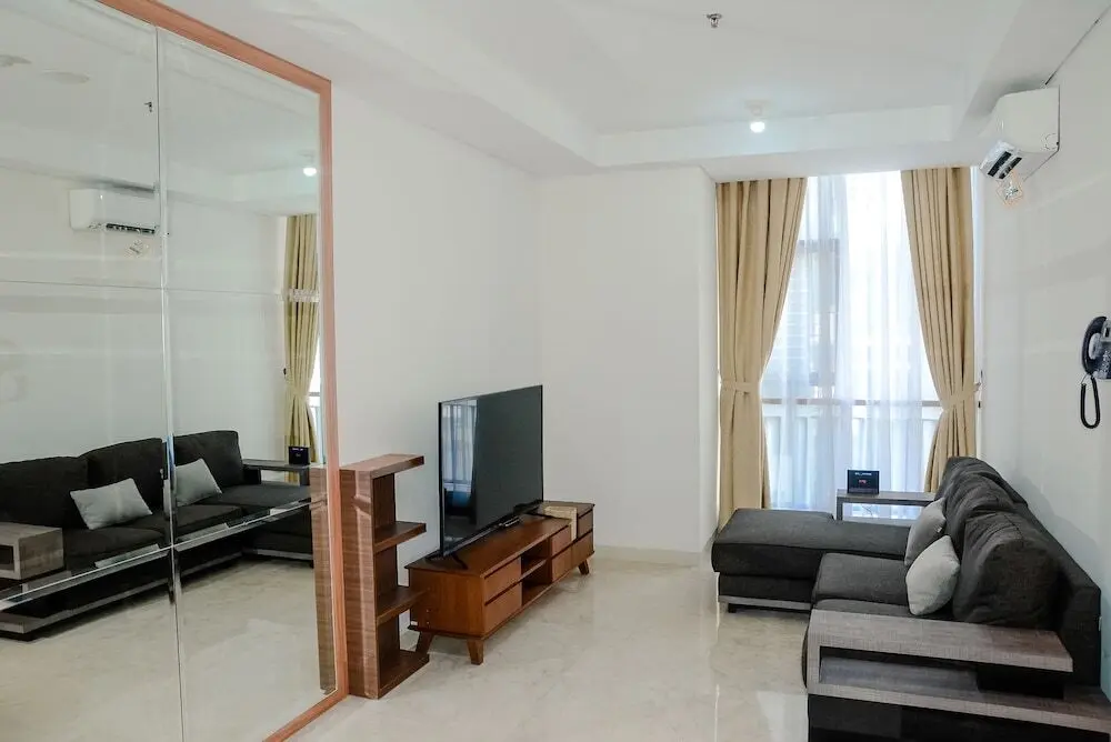 Джакарта: Artistic Room Lavenue Apartment