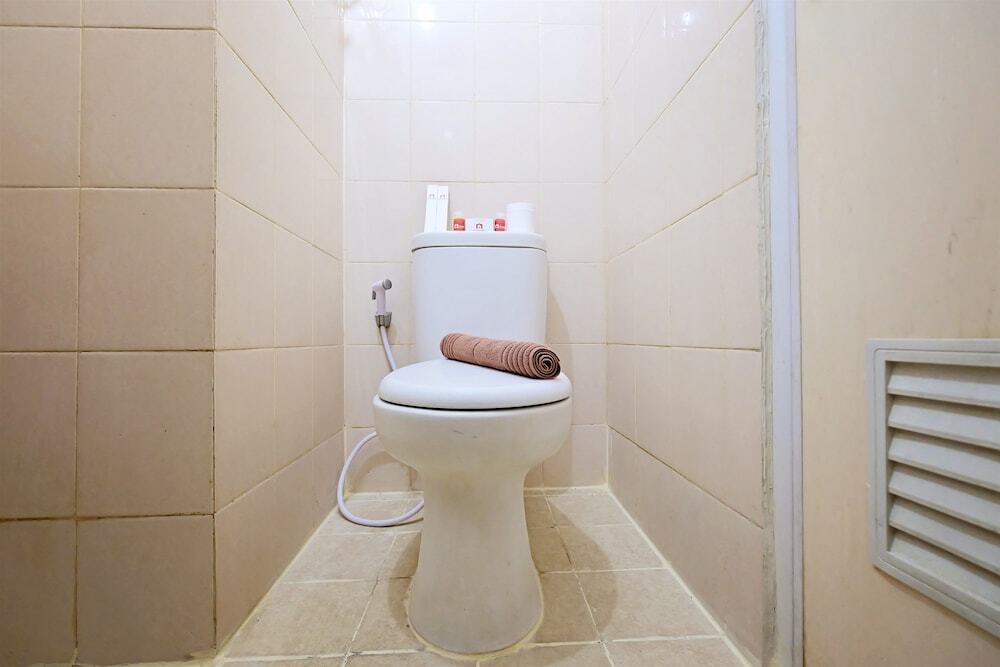 Южный Тангеранг: Minimalist Studio Room At Serpong Greenview