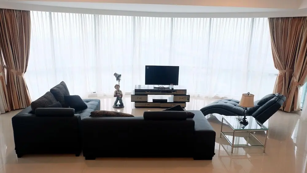Джакарта: Luxury Spacious St Moritz Presidential Puri