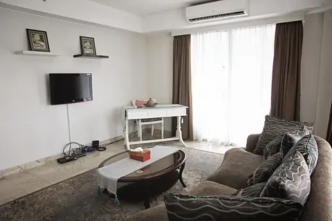 Classic Brawijaya Apartment with Pool View — фото 1